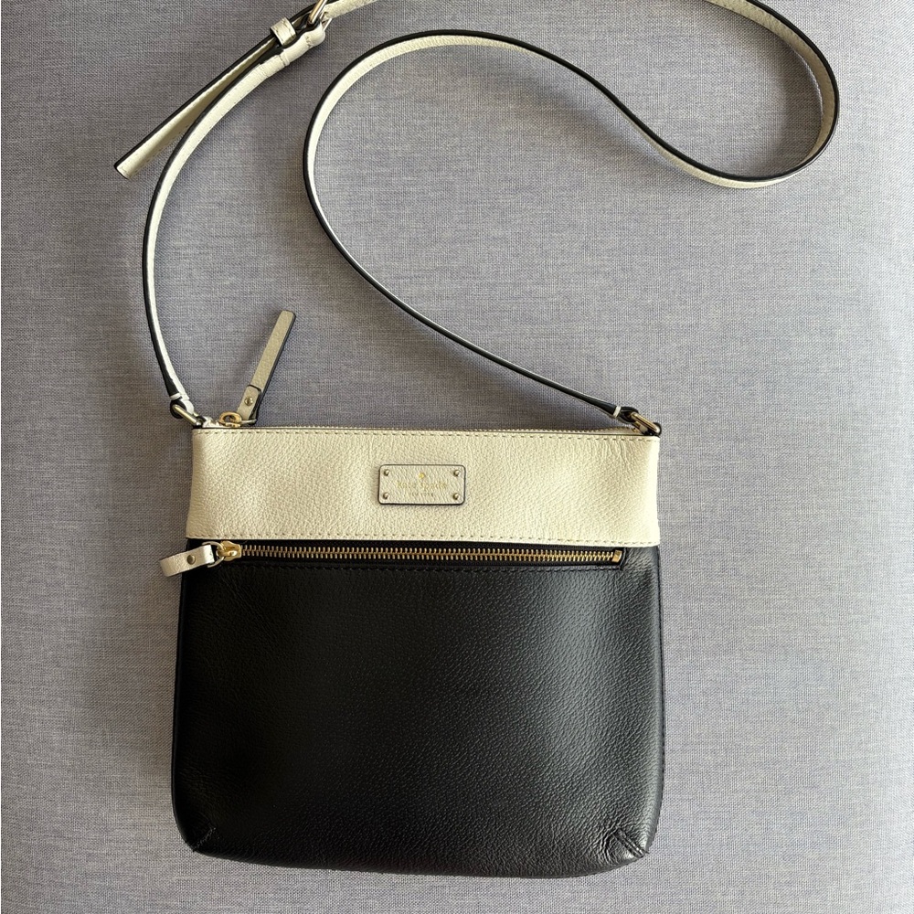 Kate Spade Two-Tone Black and Cream Crossbody Bag - Great Condition